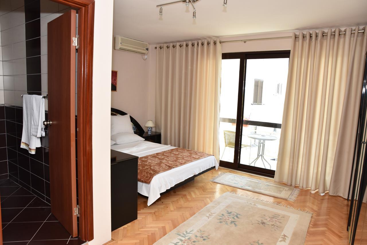 Guest House Evropa Ulcinj Kültér fotó