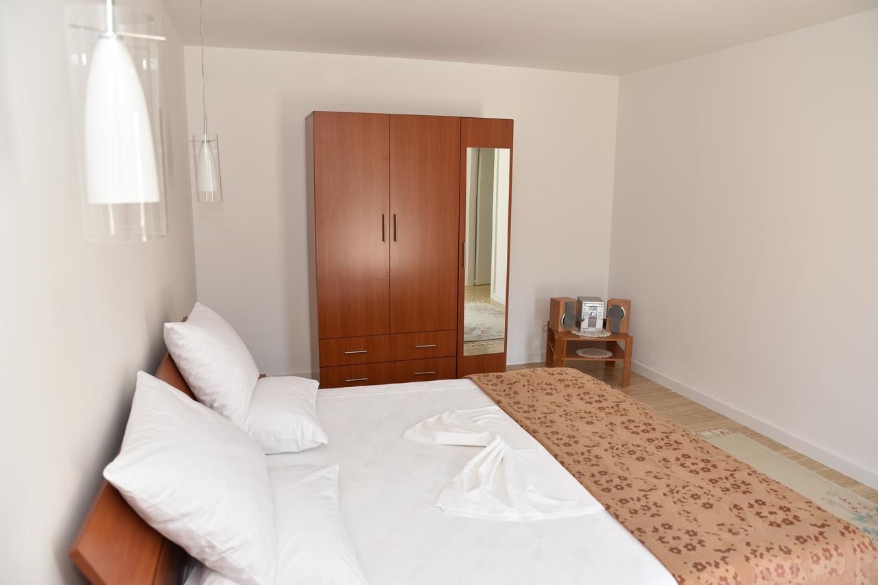 Guest House Evropa Ulcinj Kültér fotó