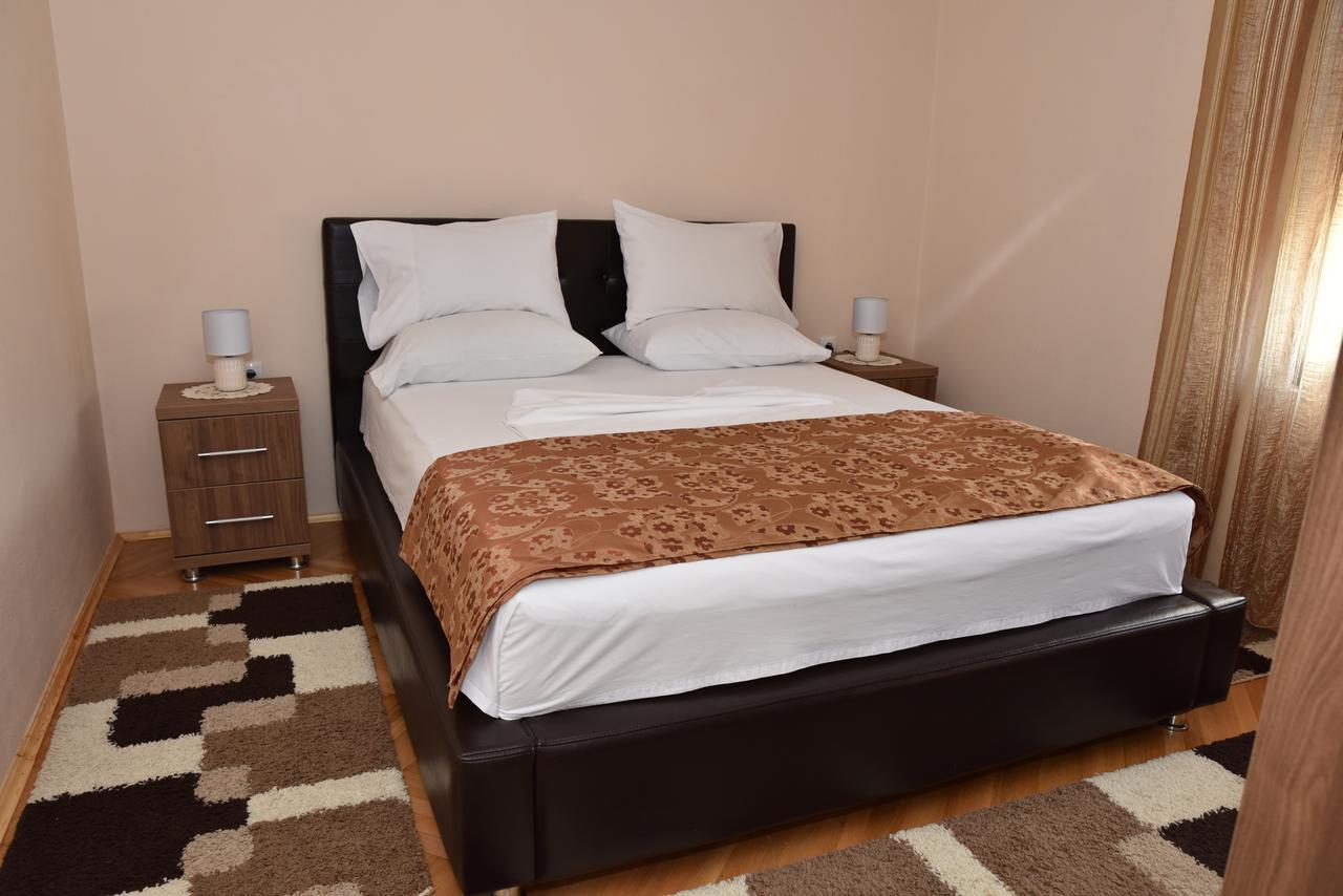 Guest House Evropa Ulcinj Kültér fotó