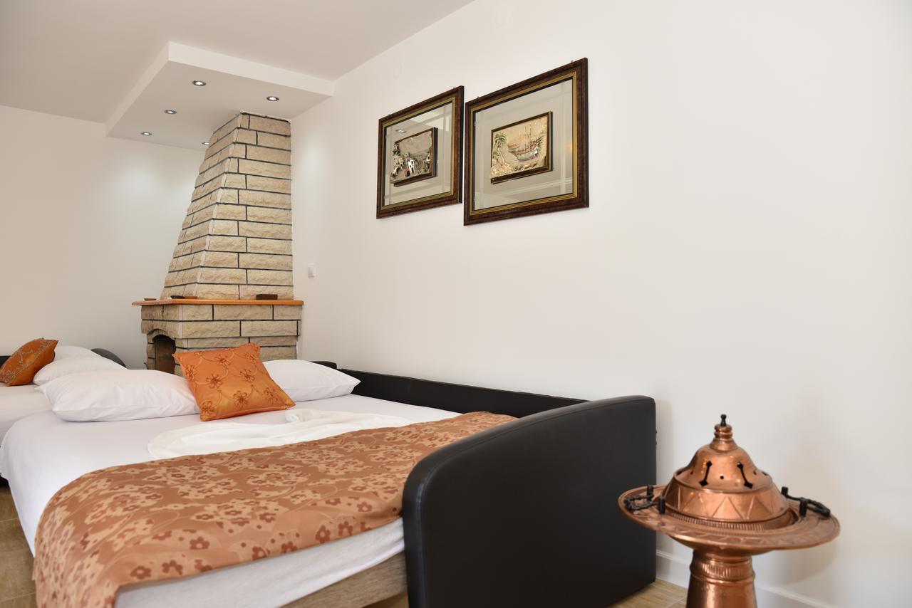 Guest House Evropa Ulcinj Kültér fotó