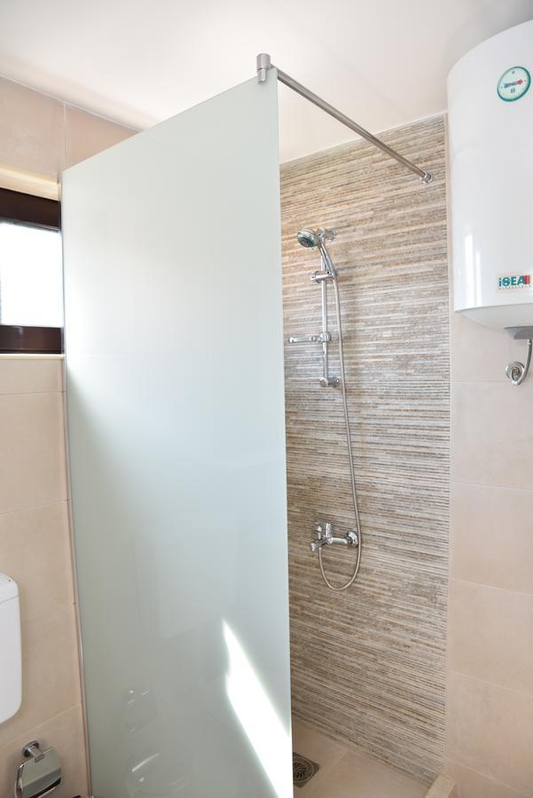 Guest House Evropa Ulcinj Kültér fotó